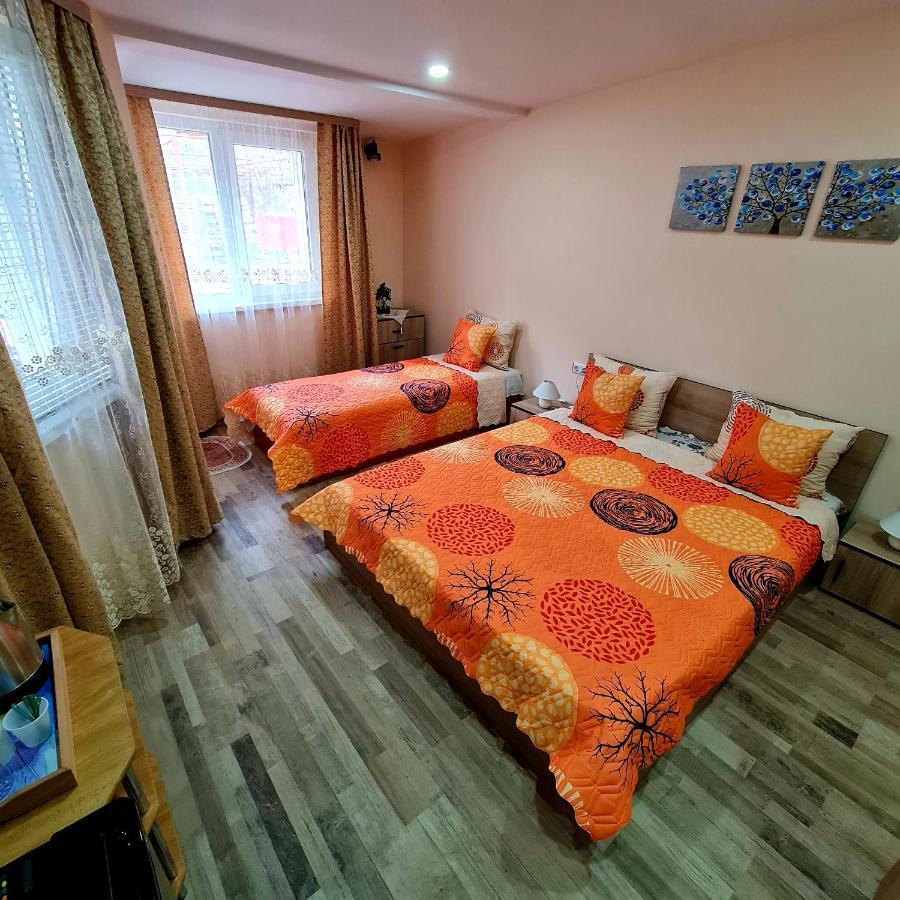 Fema Guest House Balchik Bagian luar foto